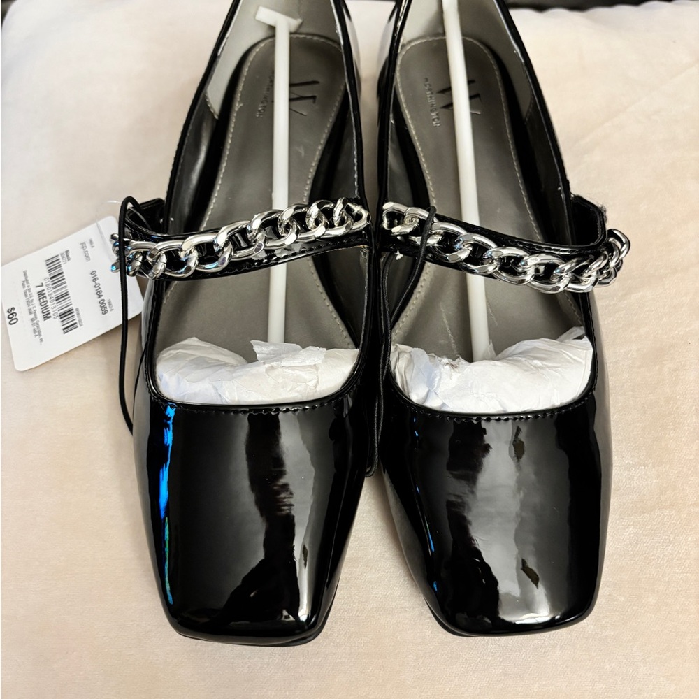 Worthington Patent Glossy Black Flats with Silver Chain Detail